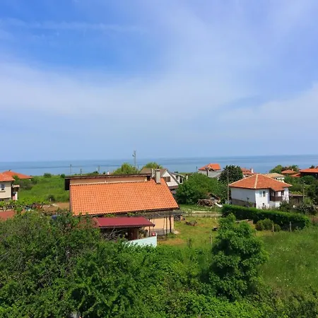 Rezos Guest house *